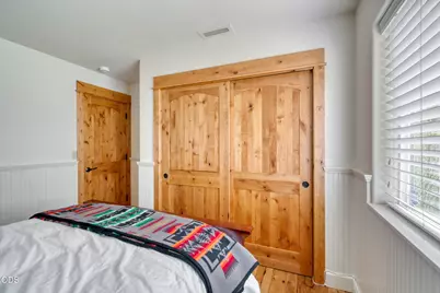 17051 Upland Road, Bend, OR 97707 - Photo 24