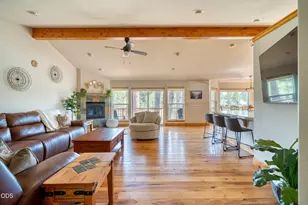 17051 Upland Rd, Bend, OR 97707 - Photo 4