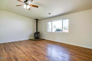 942 NW Maple Ct, Redmond, OR 97756 - Photo 4