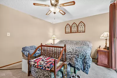 1537 Moon Terrace, Medford, OR 97504 - Photo 16