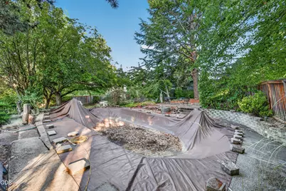 1537 Moon Terrace, Medford, OR 97504 - Photo 22