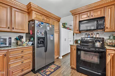 1537 Moon Terrace, Medford, OR 97504 - Photo 12