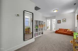 20265 Hufflepuff Ct, Bend, OR 97702 - Photo 16