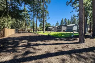 20265 Hufflepuff Ct, Bend, OR 97702 - Photo 32