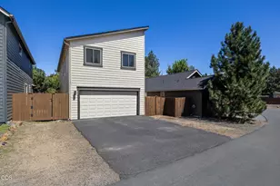 20265 Hufflepuff Ct, Bend, OR 97702 - Photo 28
