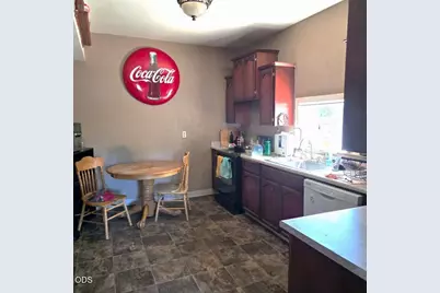 298 S Columbus Avenue, Medford, OR 97501 - Photo 6