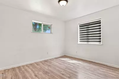 841 W 11th Street, Medford, OR 97501 - Photo 6