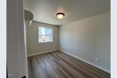 [Address not provided], Central Point, OR 97502 - Photo 14
