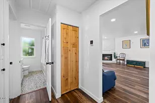 1202 NE A St, Grants Pass, OR 97526 - Photo 10