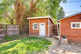 604 S Ivy St, Medford, OR 97501 - Photo 20
