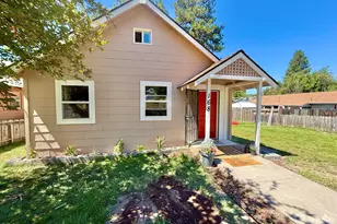 168 S 3rd Ave, Chiloquin, OR 97624 - Photo 2