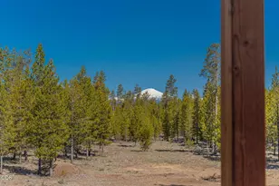 16780 Sun Country Dr, Bend, OR 97707 - Photo 2