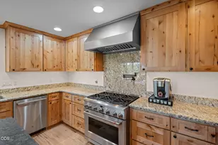 16780 Sun Country Dr, Bend, OR 97707 - Photo 6