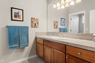 718 Sage Country Ct, Redmond, OR 97756 - Photo 18