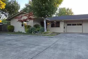 632 SW Sunwood Way, Grants Pass, OR 97526 - Photo 12