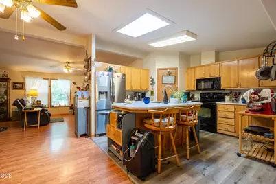 1700 Sykes Creek Road, Rogue River, OR 97537 - Photo 22