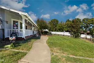 2200 Mayfield Dr, Grants Pass, OR 97527 - Photo 6