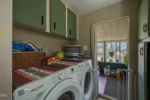 67050 Gist Rd, Bend, OR 97703 - Photo 8