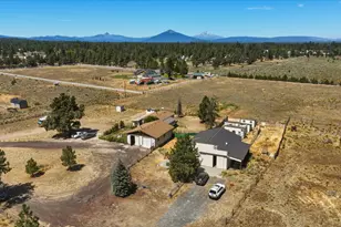 67050 Gist Rd, Bend, OR 97703 - Photo 48