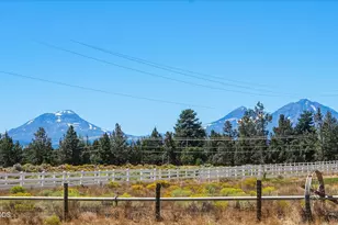 67050 Gist Rd, Bend, OR 97703 - Photo 40