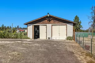 67050 Gist Rd, Bend, OR 97703 - Photo 26