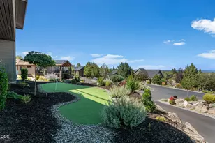 10504 Bitterbrush Ct, Redmond, OR 97756 - Photo 44