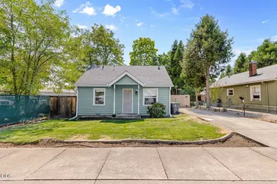 512 Austin Street, Medford, OR 97501 - Photo 2
