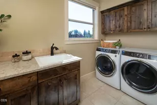 60970 Woods Valley Pl, Bend, OR 97702 - Photo 28