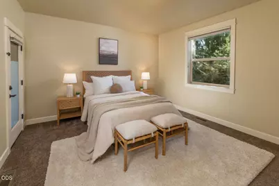 60970 Woods Valley Place, Bend, OR 97702 - Photo 16