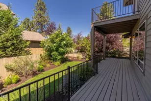 60970 Woods Valley Pl, Bend, OR 97702 - Photo 36