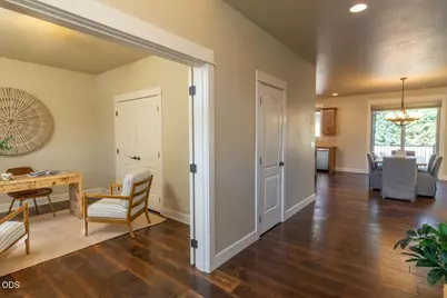60970 Woods Valley Place, Bend, OR 97702 - Photo 12