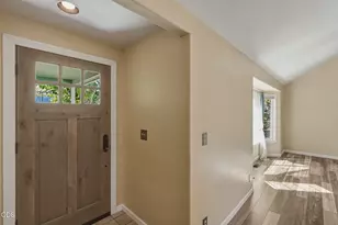 3138 NE Richmond Ct, Bend, OR 97701 - Photo 6