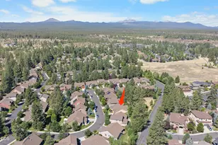 60822 Falcon Pointe Ln, Bend, OR 97702 - Photo 36