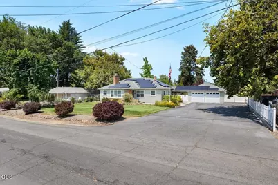 1625 Grand Avenue, Medford, OR 97504 - Photo 52