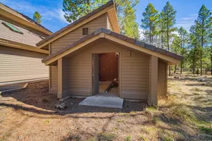 17685 Warbler W Ln, Sunriver, OR 97707 - Photo 50