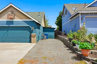 2736 NE Rainier Drive, Bend, OR 97701 - Photo 30