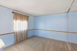 1055 N 5th St, Jacksonville, OR 97530 - Photo 12