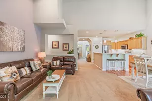 61131 Lodgepole Dr, Bend, OR 97702 - Photo 6
