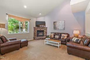 61131 Lodgepole Dr, Bend, OR 97702 - Photo 4