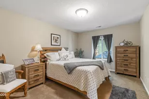 61131 Lodgepole Dr, Bend, OR 97702 - Photo 20