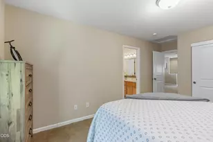 61131 Lodgepole Dr, Bend, OR 97702 - Photo 20