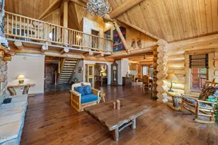 65155 Smokey Ridge Rd, Bend, OR 97703 - Photo 8