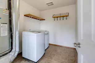 875 Jacoby St, Gold Hill, OR 97525 - Photo 12