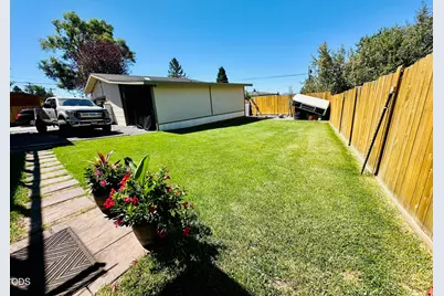1814 Carlson Drive, Klamath Falls, OR 97603 - Photo 14