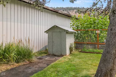 9110 Ben Kerns Road, Klamath Falls, OR 97601 - Photo 70