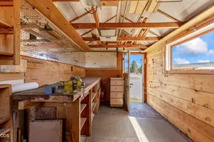 2251 NE Laughlin Rd, Prineville, OR 97754 - Photo 24