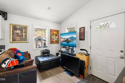685 Beach Street, Ashland, OR 97520 - Photo 36