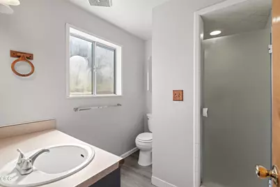 1320 Covina Avenue, Medford, OR 97504 - Photo 20