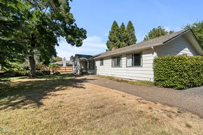 1320 Covina Avenue, Medford, OR 97504 - Photo 40