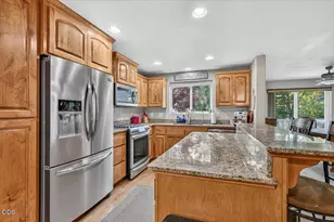 207 Maxwell Pl, Central Point, OR 97502 - Photo 12